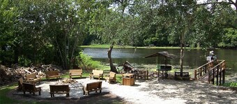 Riverside Lodge Resort