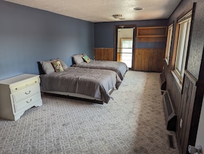 7 habitaciones, wifi y ropa de cama
