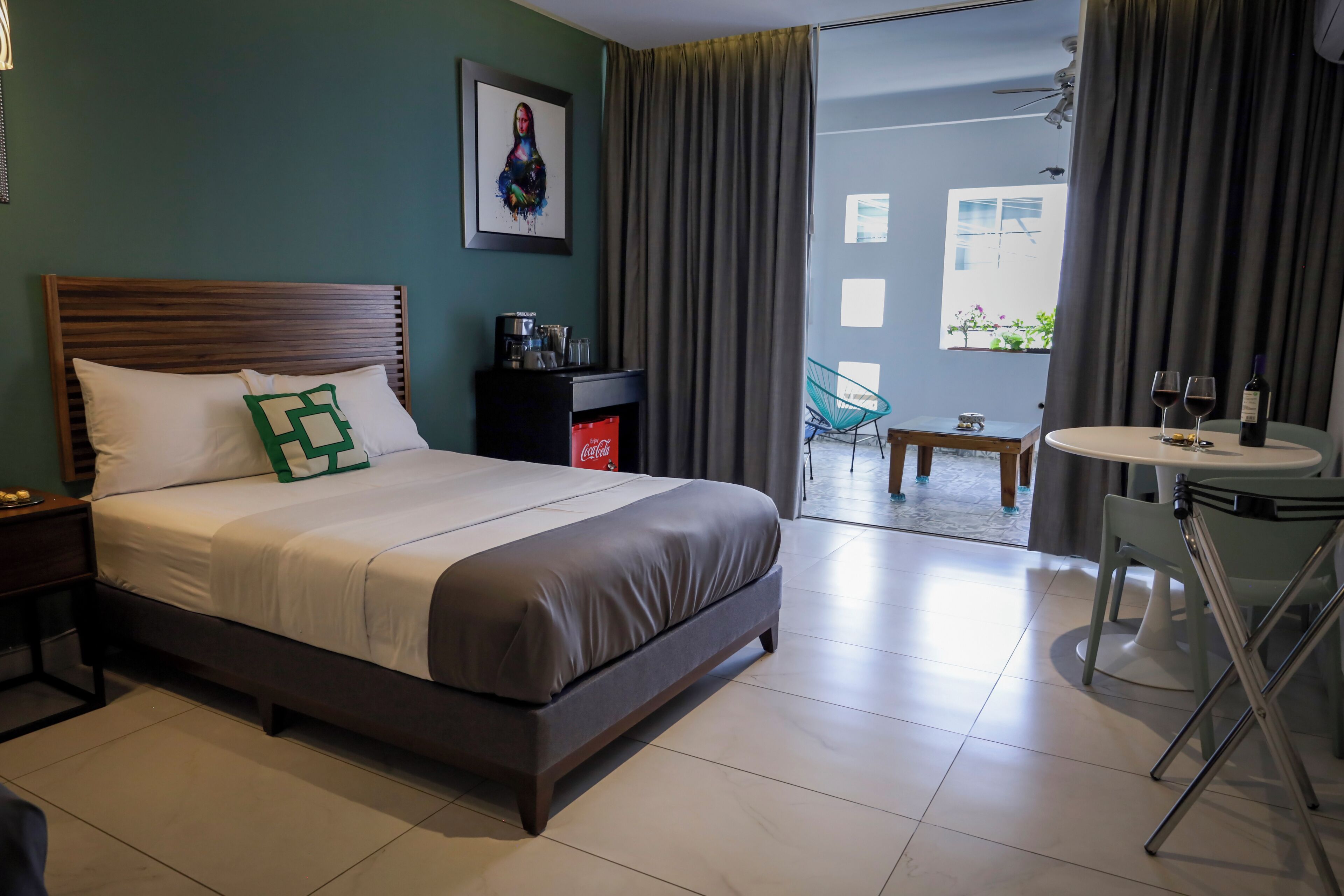 Classic Double Room | In-room safe, free WiFi
