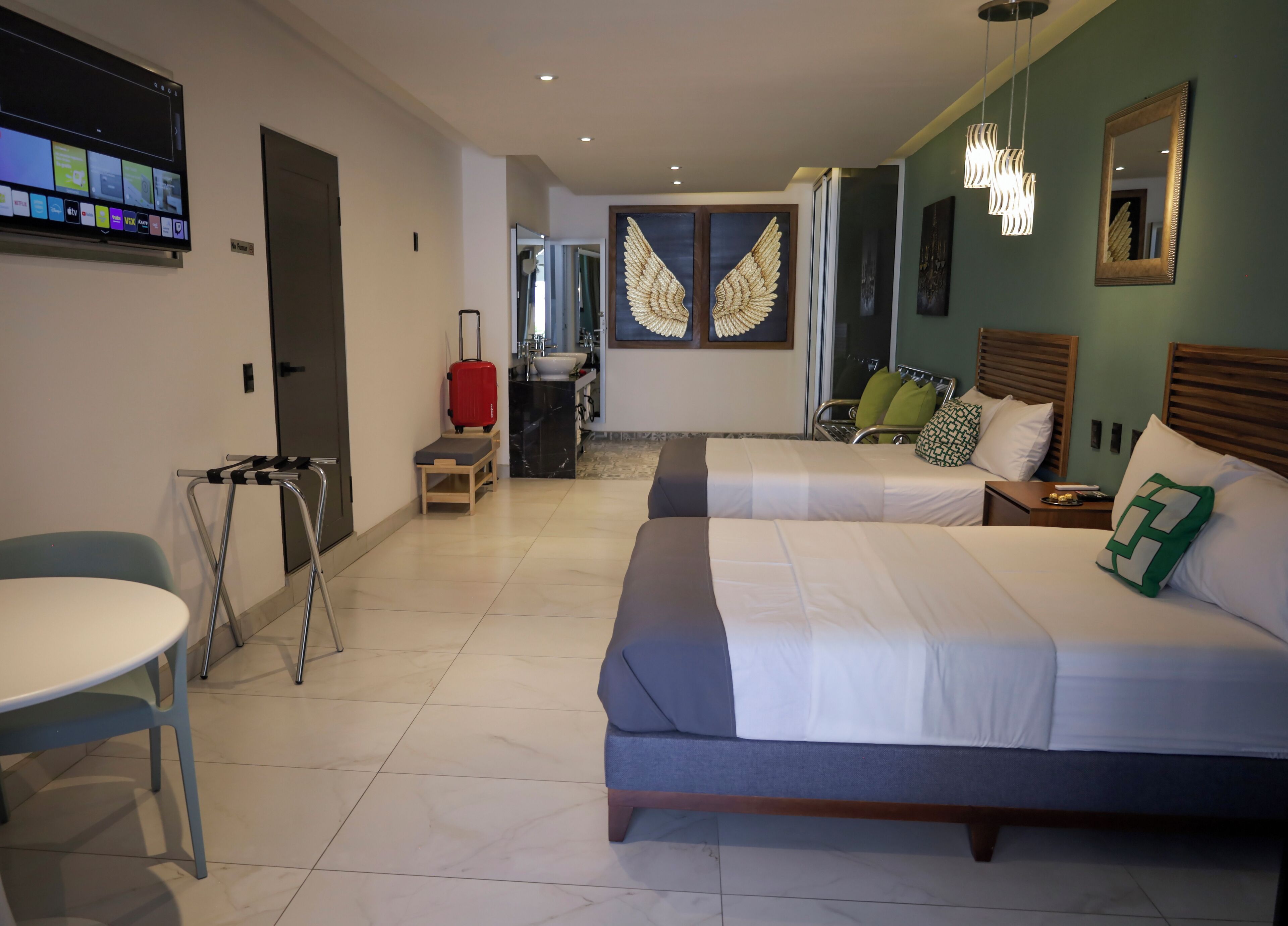 Habitació doble clàssica | Caixa forta a l'habitació i wifi gratuïta 