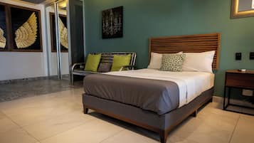 Classic Double Room | In-room safe, free WiFi