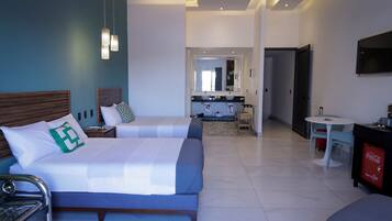 Deluxe Double Room | In-room safe, free WiFi