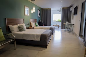 Quarto casal clássico | Terraço/pátio