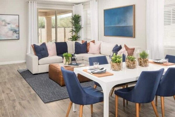 Interior - Cheerful 2bedroom SPRING TRAINING residential home
 (Surprise)