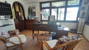 Reception - Galini hotel (Zagora-Mouresi)