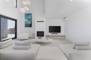 Villa | Living area | Smart TV, fireplace - Santorini Vinery House  (Santorini)