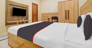 Classic Room | 1 bedroom, bed sheets - Super Collection O Townvilla Begumpet (Hyderabad)