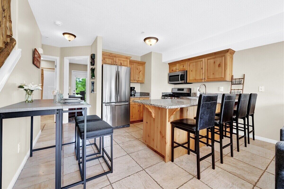 冰箱、微波炉、烤箱、炉灶