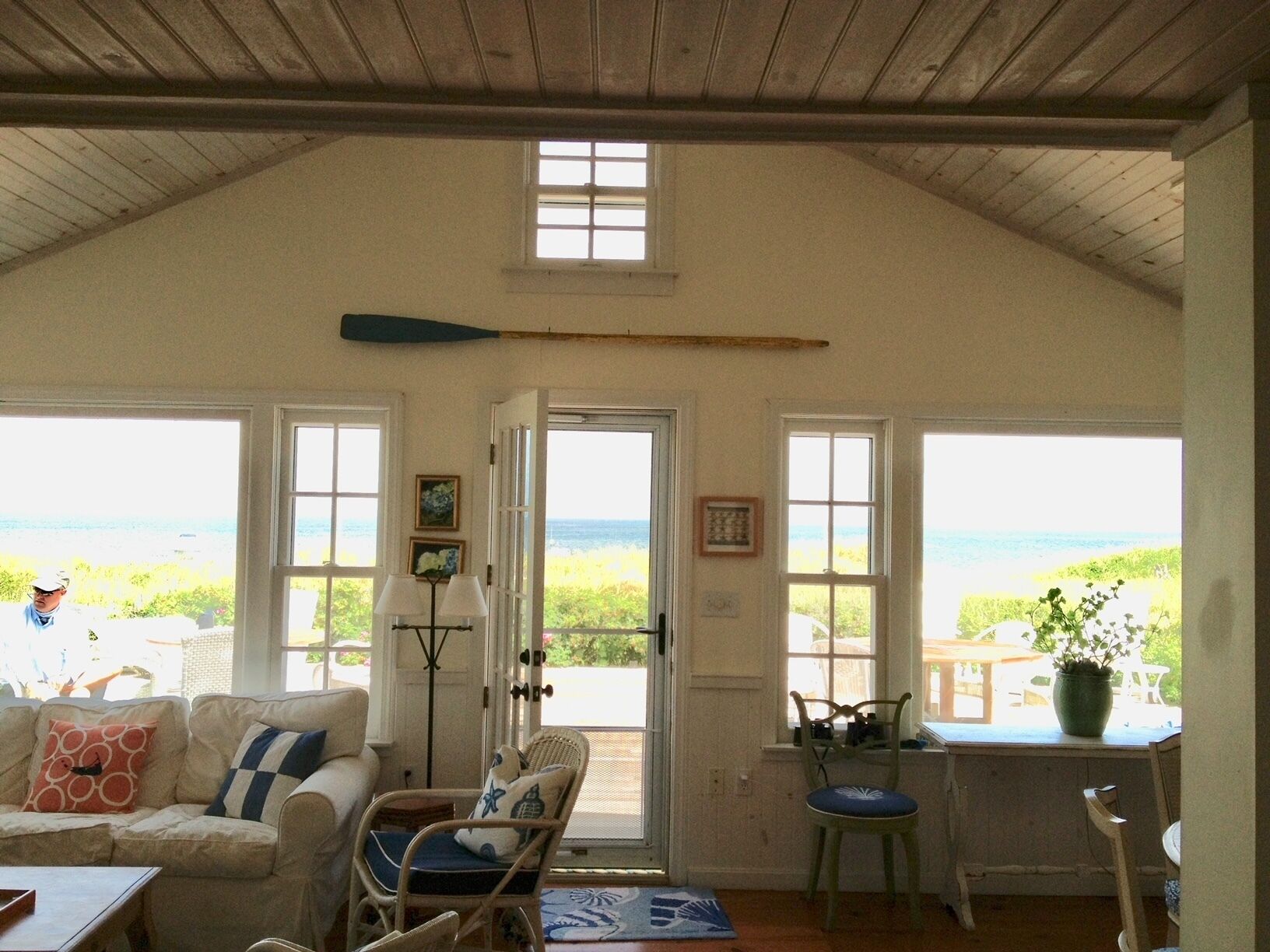 Beautiful 4 Bedroom Waterfront Home with Private Beach