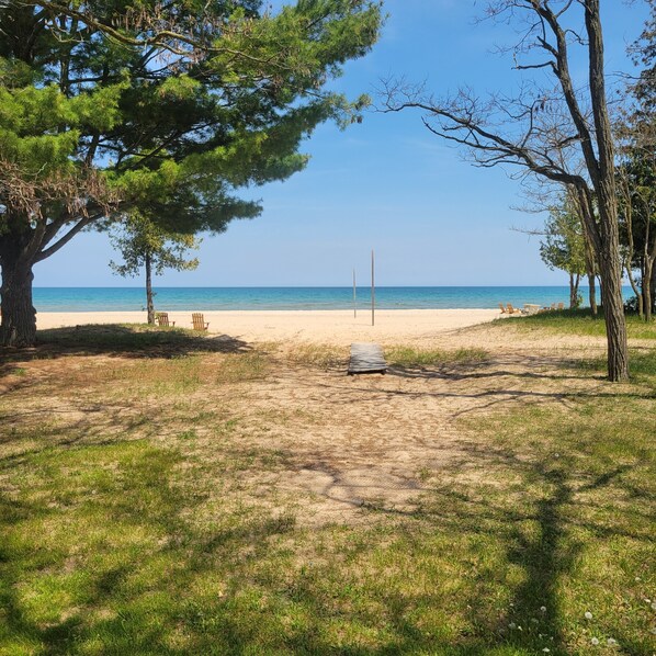 Am Strand, Liegestühle