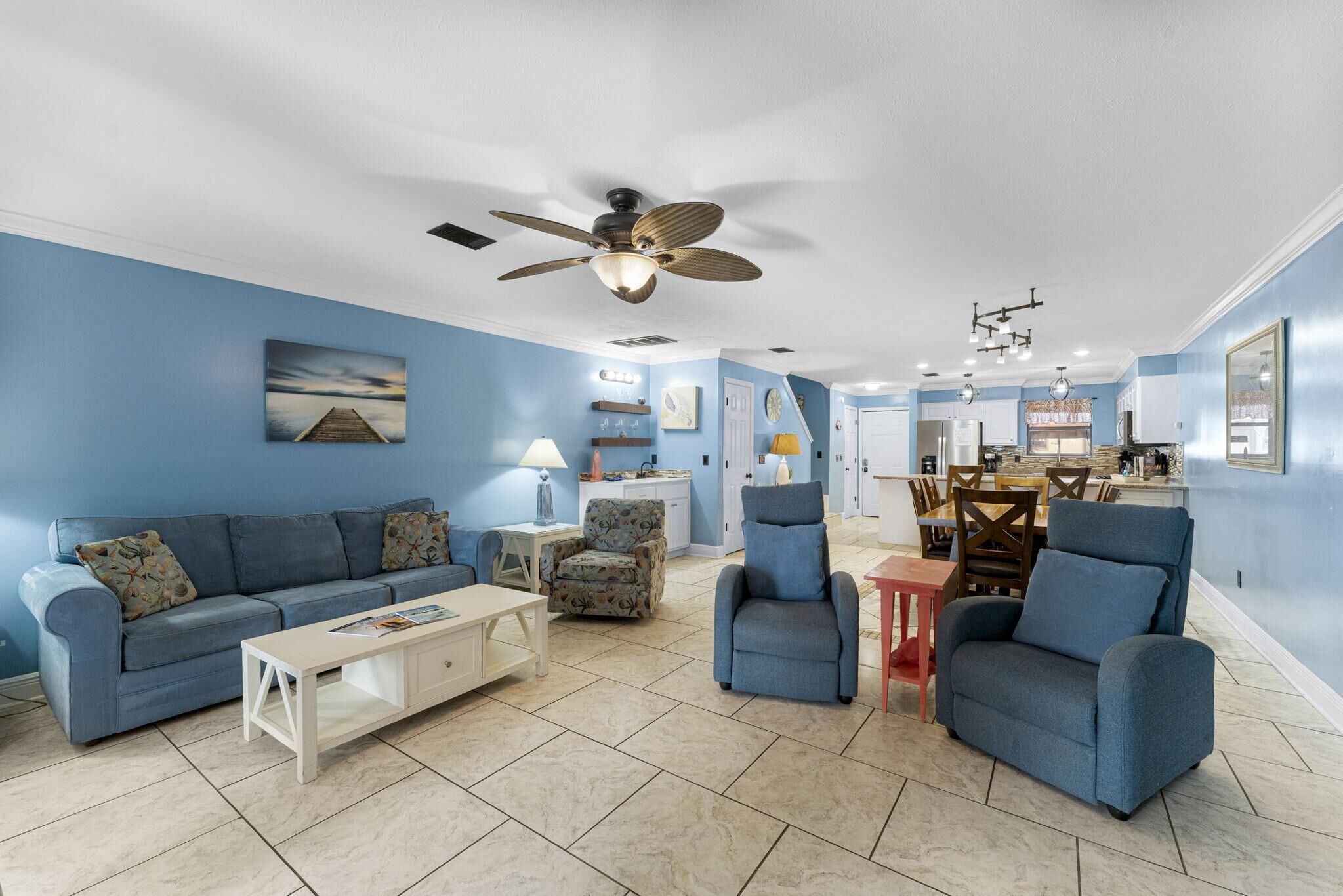 Maison mitoyenne, plusieurs lits (135 Grande Island Blvd) | Coin séjour