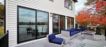 Lakeside Serenity by Avantstay Lakefront, Newly Built, Deck w/ Views!