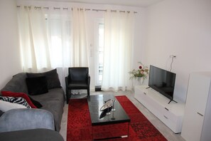Living area - Casa Pinos City - Ihre Ferienwohnungen in Friedrichshafen am Bodensee (Friedrichshafen)