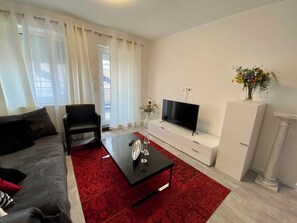 Living area - Casa Pinos City - Ihre Ferienwohnungen in Friedrichshafen am Bodensee (Friedrichshafen)