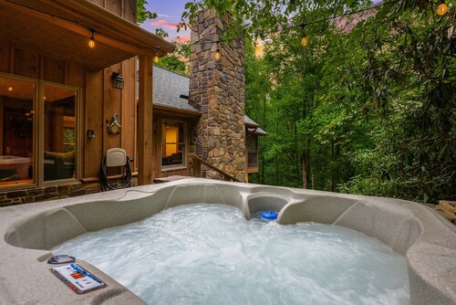 Highland Cabin, pets ok/GW Nat'l Forest/near JMU