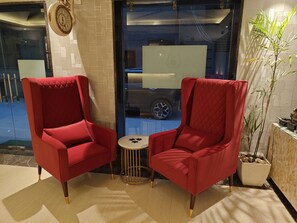 Peis, PC-skjermer og printere