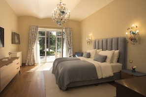 7 Schlafzimmer, BĂŒgeleisen/BĂŒgelbrett, kostenloses WLAN, BettwĂ€sche