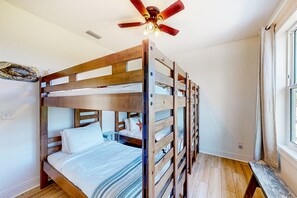 3 Schlafzimmer, Internetzugang, Bettwäsche