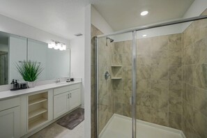 House - Spacious Beautiful 3-br Condo Prime Location (Kissimmee)