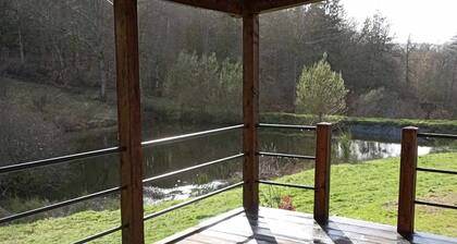 Cabane Maxi Tiny, Gite et Chambres au Calme en Lisière de Forêt Avec Étang Pêche