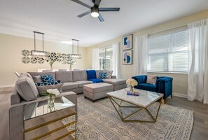 House | 9 bedrooms - Disney Bliss Themed Rooms Game Room Private Pool (Kissimmee)