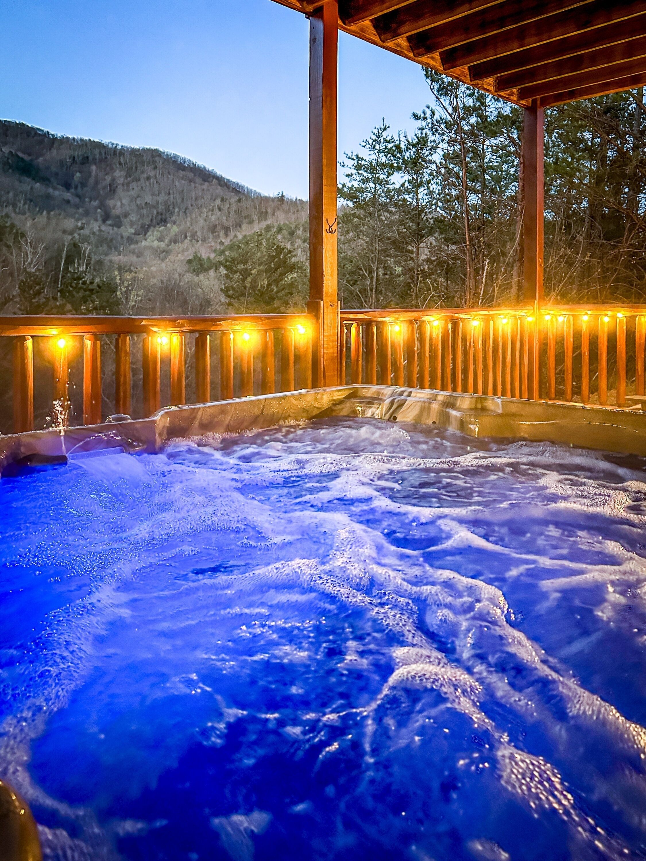 Tina de hidromasaje al aire libre