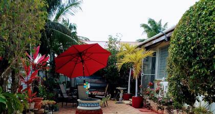 Cozy Studio Apart.,Free Airport pickup/dropoff