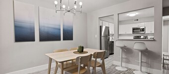 Perfect Getaway  Comfort & Stunning City Views