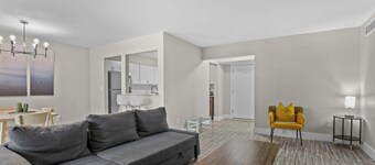 Stunning Stay in Rochester Hills