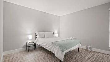 2 chambres, bureau, fer et planche à repasser, Wi-Fi