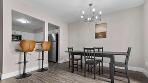 Dining - Getaway in the Heart of the City! (Rochester Hills)