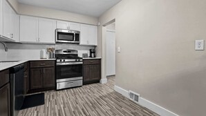Unclassified image, 4 of 28, button - The Best Stay with Parking and Amenities! (Rochester Hills)
