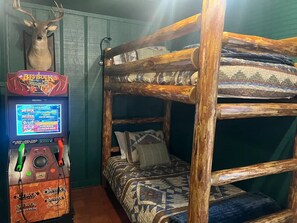 2 dormitoris, planxa i posts de planxar, wifi gratuïta i roba de llit 