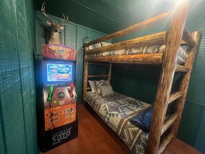 2 soverom, strykejern/-brett, wi-fi (inkludert) og sengetøy
