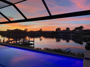 Pool - Southwest Florida Fort Myers Waterfront 4 Bedroom Home Near Sanibel Island (Fort Myers)