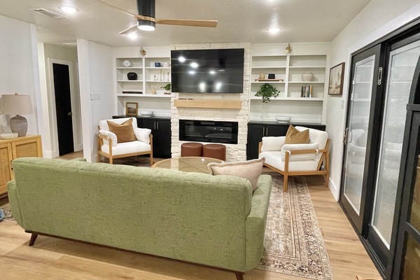 Smart TV, fireplace, books