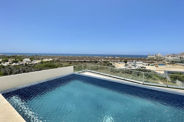 The gorgeous view from the rooftop pool