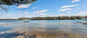 Cozy Lakeside Retreat on Long Lake - Sleeps 4