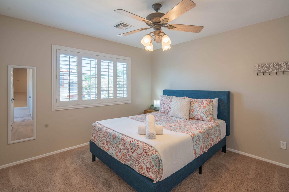 Family Fun Retreat, Mesa AZ w/ Pool Mesa Vrbo