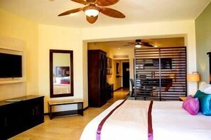 3 عدّة غرف نوم ومكواة/لوح كي وخدمة الإنترنت وملاءات أسرّة