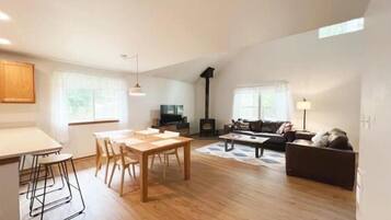 TV connectée, cheminée