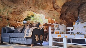 Potholing/cave exploring