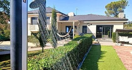 Espectacular Alojamiento, Piscina, Barbacoa,para Disfrutar en Familia o Amigos