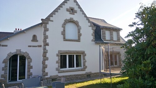 Maison Indépendante Centre Ville Jardin 8 Personnes 2 Kilomètres de la mer