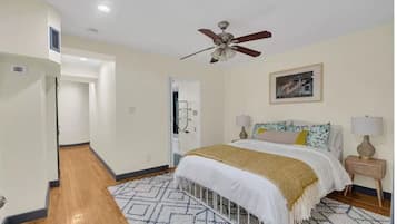 2 bedrooms, desk, iron/ironing board, travel crib