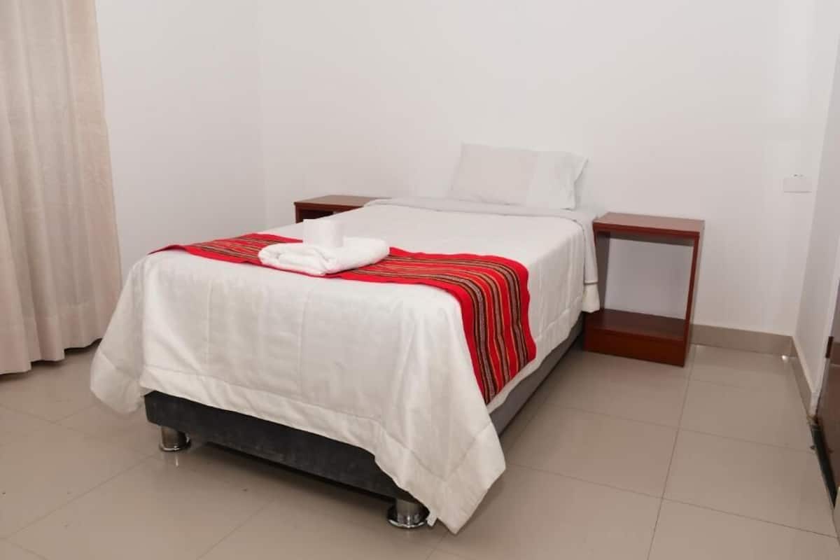 Classic Single Room | Desk, free WiFi