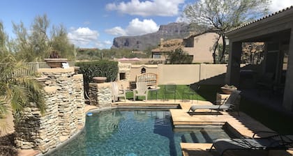 Prestigious Gold Canyon Villa with Golf Course and Superstition Mountain View’s