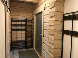 Interior - Moderne Blockhütte im Erzgebirge - Roubenky Hrebecna 212 (Karlovarský kraj)