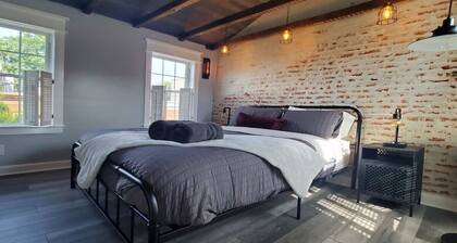 Fun Fishtown Rowhome | Sleeps 4