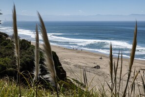 Beach nearby, beach towels